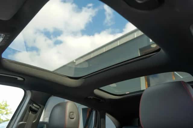 Mercedes-Benz EQA (2022) thumbnail 6