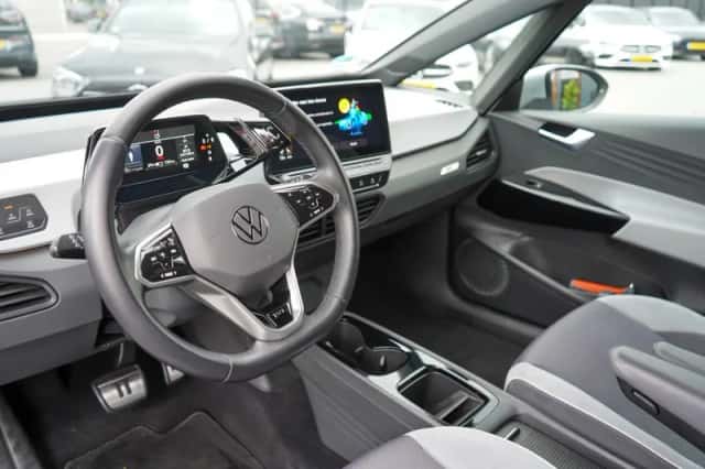 Volkswagen ID.3 (2020) thumbnail 4