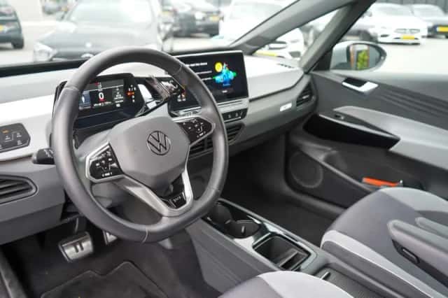 Volkswagen ID.3 (2020) thumbnail 4