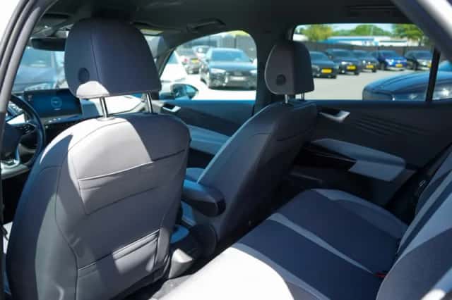 Volkswagen ID.3 (2020) thumbnail 6