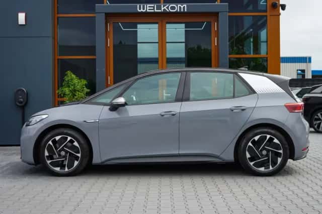 Volkswagen ID.3 (2020) thumbnail 2