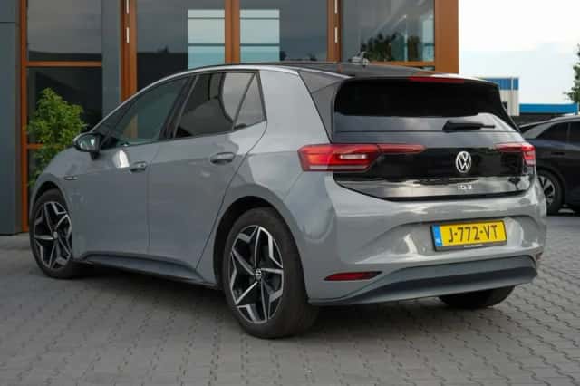 Volkswagen ID.3 (2020) thumbnail 3