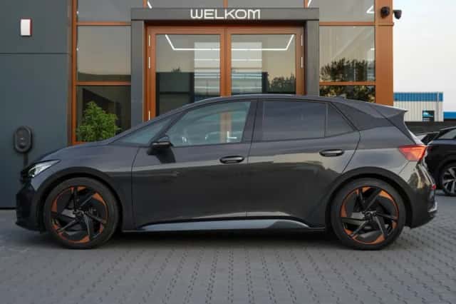 CUPRA Born (2023) thumbnail 2