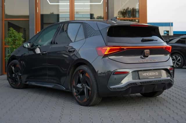CUPRA Born (2023) thumbnail 3