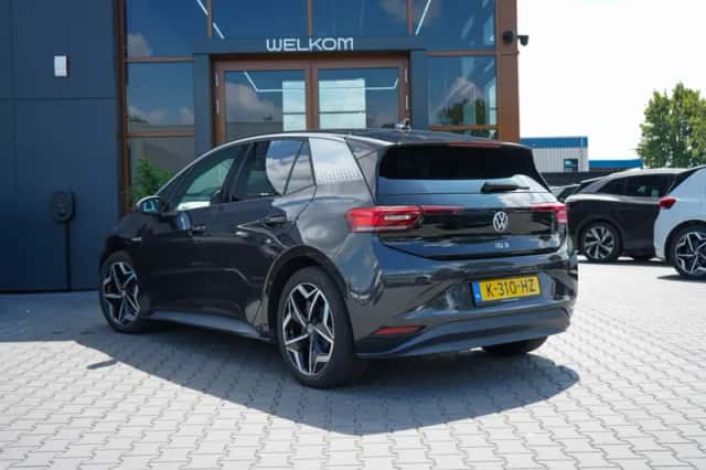 Volkswagen ID.3 (2020) thumbnail 3