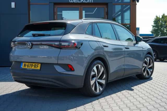 Volkswagen ID.4 (2021) thumbnail 3