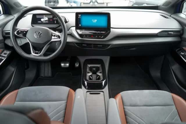 Volkswagen ID.4 (2020) thumbnail 4