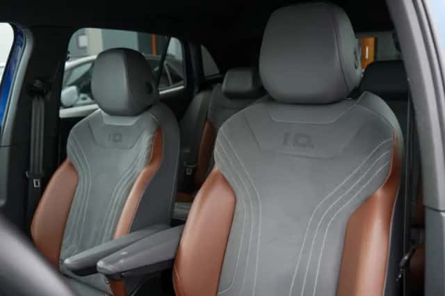 Volkswagen ID.4 (2020) thumbnail 5