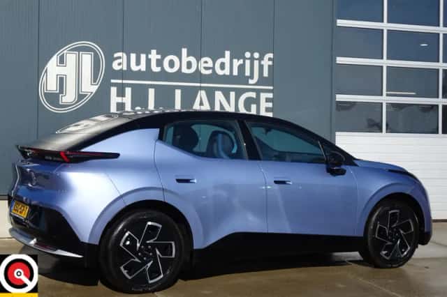 Lynk & Co 02 (2026) thumbnail 6