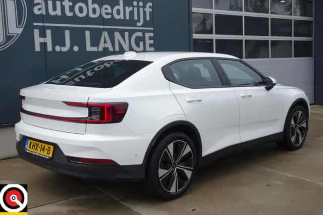 Polestar 2 (2023) thumbnail 4