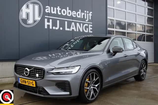 Volvo S60 (2021) thumbnail 2