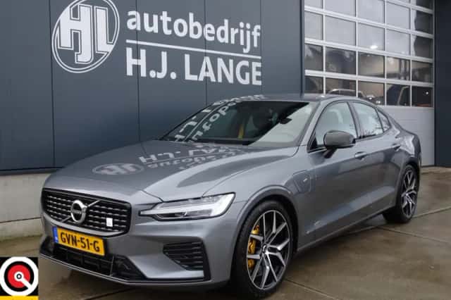 Volvo S60 (2021) thumbnail 3