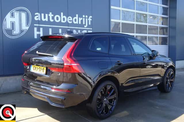 Volvo XC60 (2024) thumbnail 4