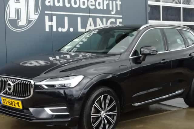 Volvo XC60 (2019) thumbnail 1