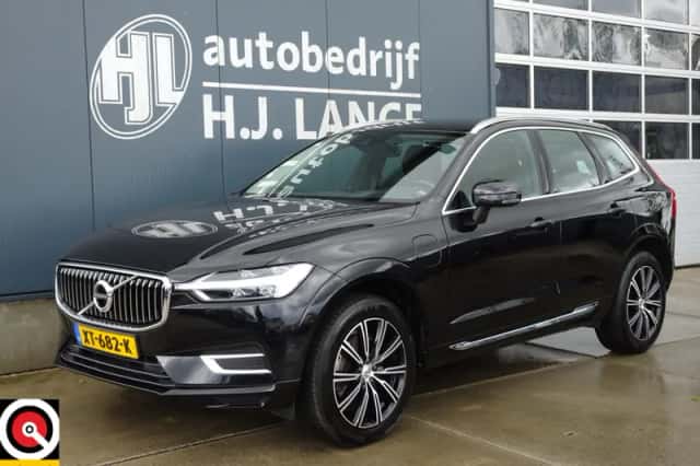 Volvo XC60 (2019) thumbnail 2