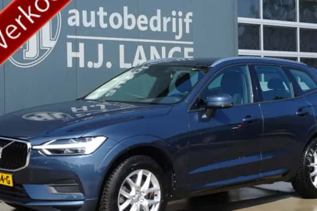 Volvo XC60 (2018) thumbnail 1