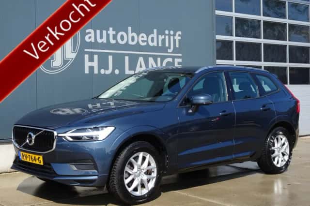 Volvo XC60 (2018) thumbnail 2