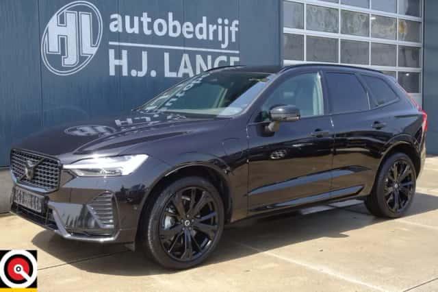 Volvo XC60 (2024) thumbnail 2