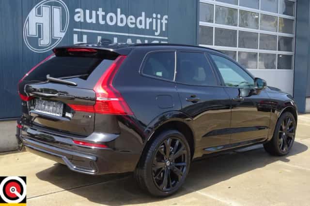 Volvo XC60 (2024) thumbnail 5