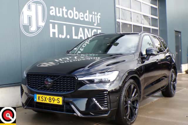 Volvo XC60 (2024) thumbnail 2