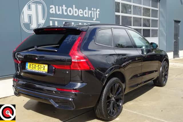 Volvo XC60 (2024) thumbnail 4