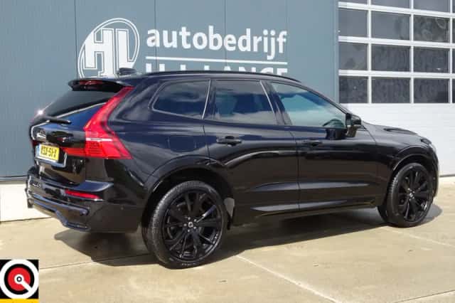 Volvo XC60 (2024) thumbnail 5