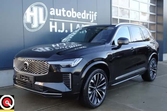 Volvo XC90 (2025) thumbnail 3