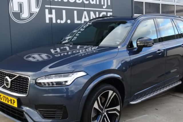 Volvo XC90 (2019) thumbnail 1