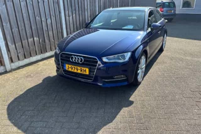Audi A3 (2013) thumbnail 2
