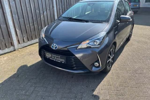 Toyota Yaris (2018) thumbnail 2