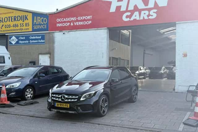 Mercedes-Benz GLA (2020) thumbnail 1