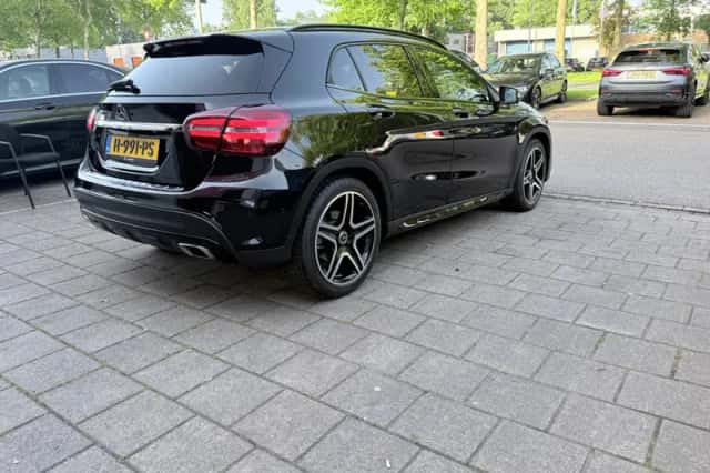 Mercedes-Benz GLA (2020) thumbnail 5