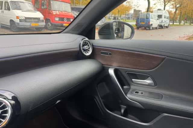 Mercedes-Benz CLA-Klasse (2020) thumbnail 6