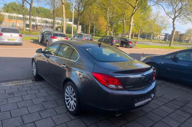 Opel Insignia (2009) thumbnail 3