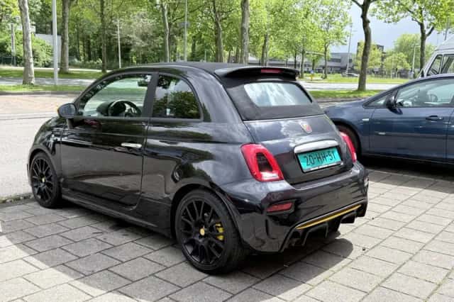 Fiat 500 (2018) thumbnail 3