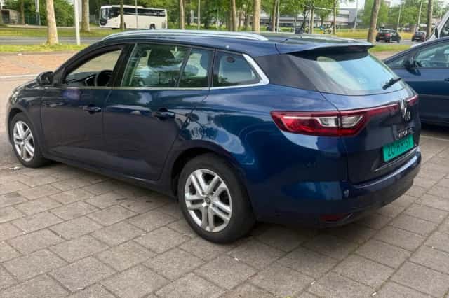 Renault Mégane (2017) thumbnail 4