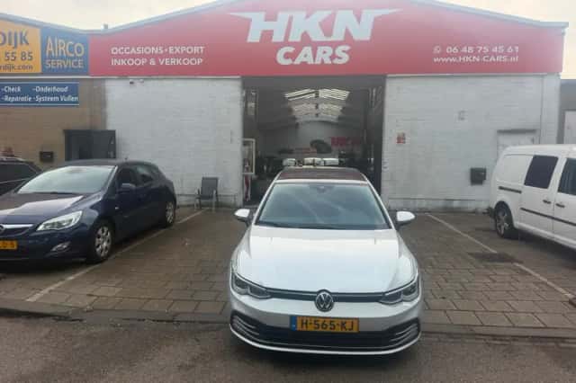 Volkswagen Golf (2020) thumbnail 1