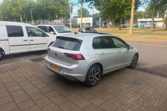 Volkswagen Golf (2020) thumbnail 3