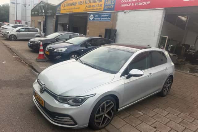 Volkswagen Golf (2020) thumbnail 4