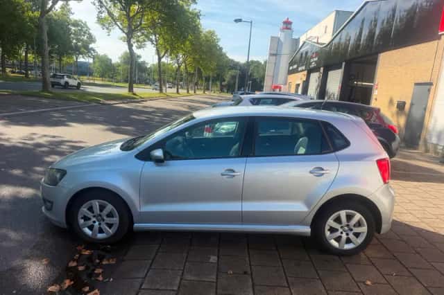 Volkswagen Polo (2012) thumbnail 6