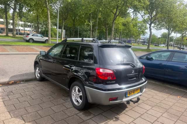 Mitsubishi Outlander (2007) thumbnail 5