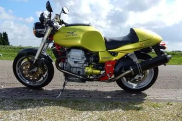 MOTO-GUZZI V11 (1999) thumbnail 3