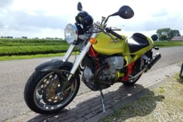 MOTO-GUZZI V11 (1999) thumbnail 4