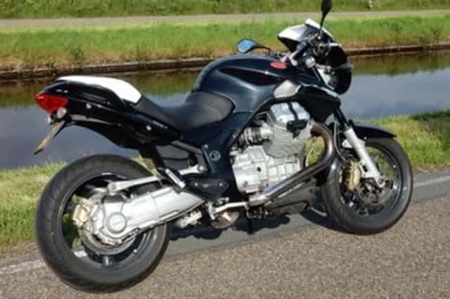 MOTO-GUZZI 1200 (2007) thumbnail 3