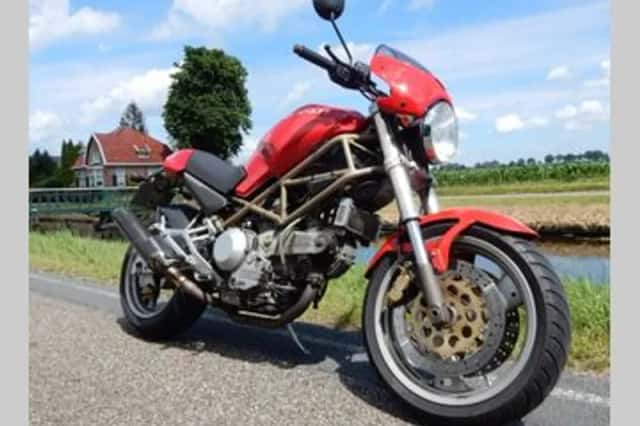 DUCATI M (1997) thumbnail 3