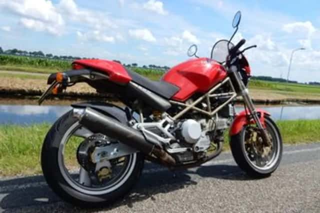 DUCATI M (1997) thumbnail 4