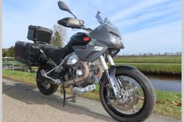 MOTO GUZZI Stelvio (2011) thumbnail 2
