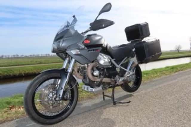 MOTO GUZZI Stelvio (2011) thumbnail 4