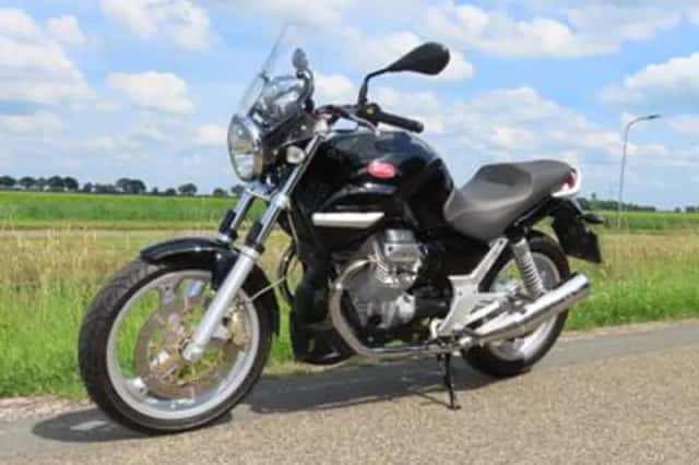 MOTO GUZZI 750 (2011) thumbnail 2
