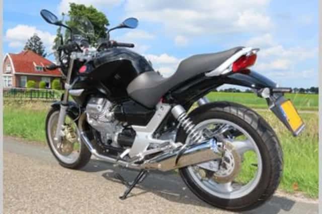 MOTO GUZZI 750 (2011) thumbnail 3